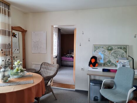 Büro mit Sitzgelegenheit 1. Obergeschoss