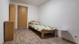 Schöne Zimmer in Gelsenkirchen - Baba Khan Hostels Bild 8