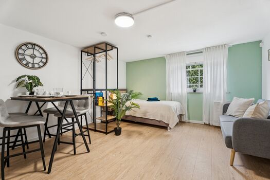 HOME FOR YOU I 3-Bettzimmer für 3 Personen I Bocholt Bild 2