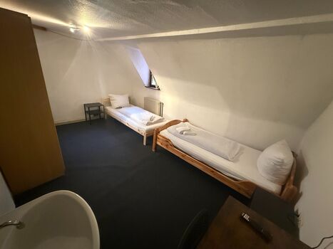 ALL IN Wohnung, Küche, Bad, Einzelbetten 7 Personen Bild 4