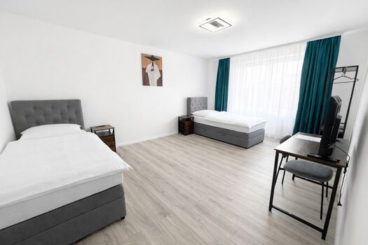 Monteurwohnung Hildesheim–ideal für Firmen | 3 Apartments für je 6 Pers. Bild 2