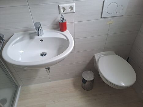 Bad & WC 1