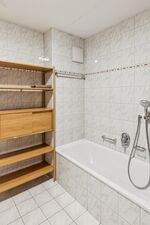 Bad mit Badewanne