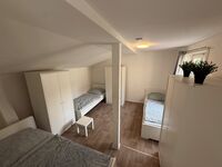Kassel | bis zu 36 Personen | EZ + DZ | Internet | TV | Küche Bild 1
