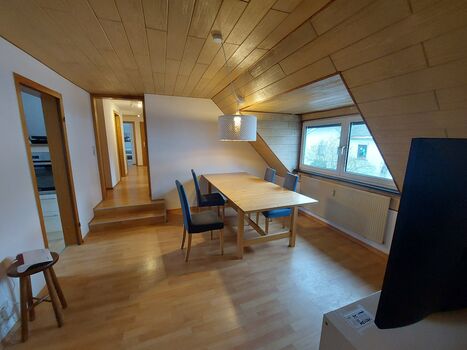 Monteurswohnung in Idstein (4 SZ, 2 Bäder, 100 qm) Zdjęcie 2