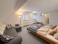 Berghaus über dem See - Herberge im Hoff Schawernack Bild 2