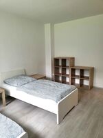 Schlafzimmer 6