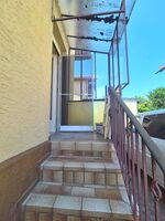 2 Eingang Haus hinten