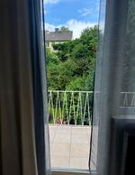 0,3 km zur City von Wuppertal – neuwertige Wohnung + Balkon Bild 4