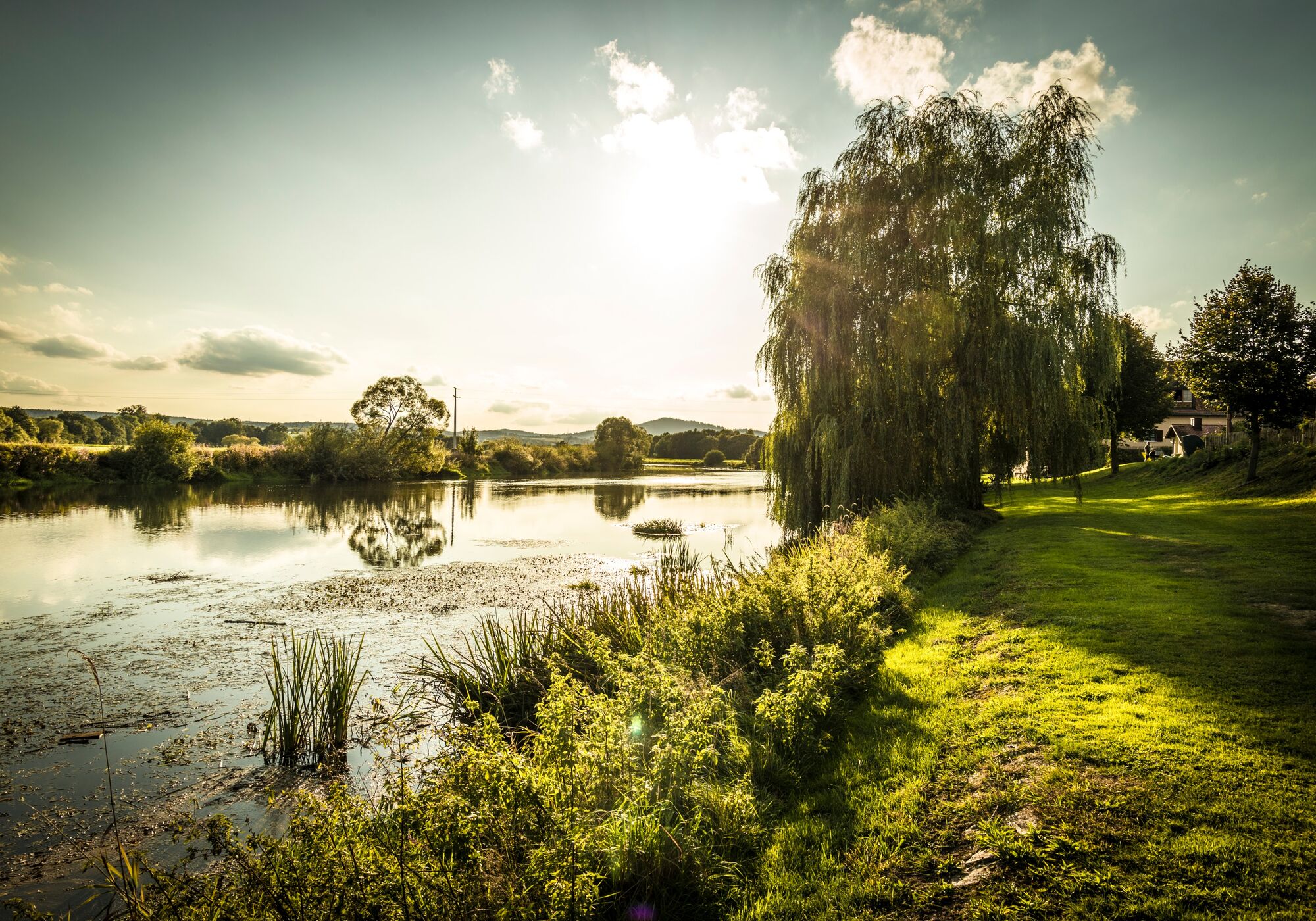 Ferienwohnungen und Ferienhäuser direkt am Fluss