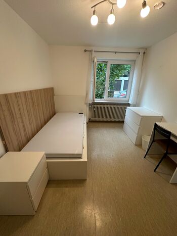 Unterkunft bis zu 19 Betten direkt an der A3 / A81 Bild 2