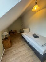 Max 21 Personen/ 3 WE / Terrasse/ Garten /5 Bäder/ free park Bild 9
