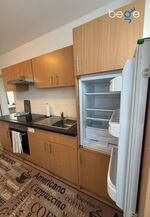 Voll ausgestattete Küche