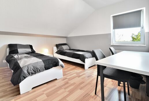 ++ 60 Betten ++ Haus, Apartments in Linz/Wels/Steyr