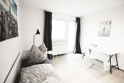 SH Lodges citynah und modern - #IGA 27 zu Fuß erreichbar! Bild 3