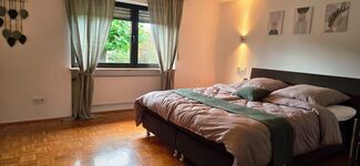 Schlafzimmer 1