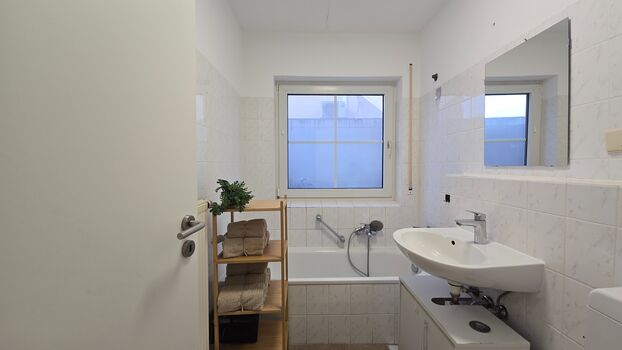 PREMIUM Monteurunterkunft in Groß-Zimmern - 24h Check-In Bild 3