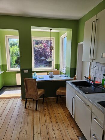 EG Küche mit Essbereich zum integrierten Wintergarten