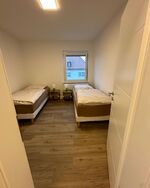 2 BETT ZIMMER