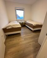 2 BETT ZIMMER