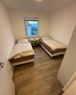 2 BETT ZIMMER