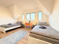 Worker Place Weserkai Bremerhaven Bild 3