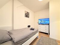 Worker Place Weserkai Bremerhaven Bild 6