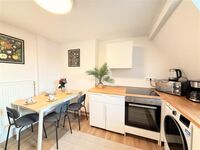 Worker Place Weserkai Bremerhaven Bild 8