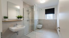 MH13 / TOMASZ-LIVING in DUISBURG - Einzelzimmer mit Schreibt Bild 12