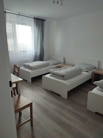 Schlafzimmer 2