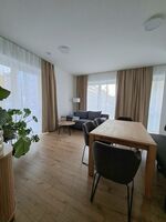 Central City Apartment with parking Bild 13