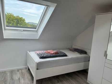 Exklusive 2-Zimmer-Wohnung in Großbettlingen Picture 4