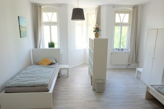 Top Wohnung bis 22 Personen (Dresden Karlsruher Straße) Bild 2
