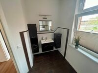 Großes Haus auf 2 Etagen*2x Küche*2x Badezimmer*10 Betten Bild 18