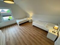 Großes Haus auf 2 Etagen*2x Küche*2x Badezimmer*10 Betten Bild 15
