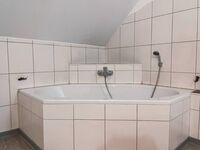 Komplettes Haus in ruhiger Gegend mit Kamin in Eggolsheim Bild 9