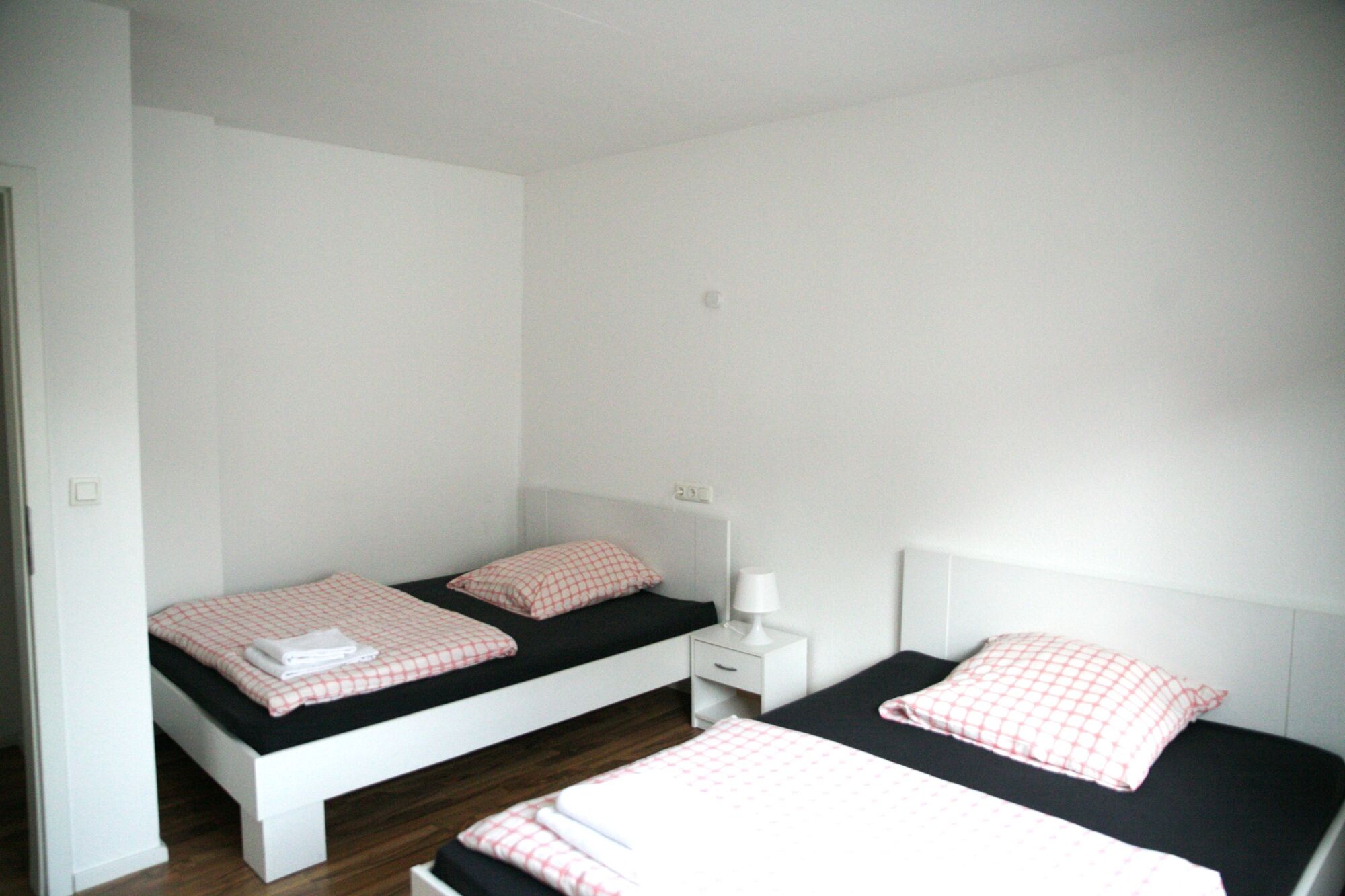 ERS 1. Etage Zwei-Bett-Zimmer