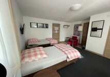 Zimmer im modernen A&C-Hotel in Backnang Bild 3