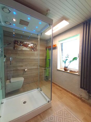 Monteur-/Ferienwohnung BLACKWOOD Zdjęcie 3