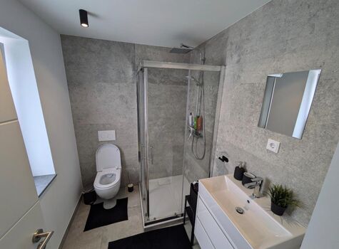 Monteurwohnung Stolberg bei Aachen – 2 Bäder – Küche – WLAN Zdjęcie 5