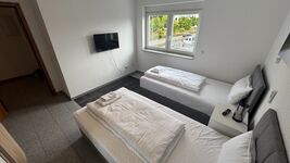4 Große Monteurwohnungen Kassel / Je 3 Schlafzimmer / Ideal für Firmen Bild 24