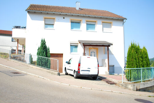 Schönes Haus mit 7 Zimmern in Uhingen Obrázok 4