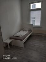 Zentral gelegen, gut ausgestattete Mitarbeiterunterkünfte. Bild 1