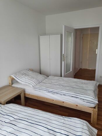 **** Hometime24 - Frisch renovierte Wohnung in Krefeld **** Bild 3