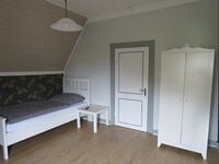 Schlafzimmer oben (Durchgangszimmer)