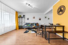 Sun Design - Ruhig - Arbeitsplatz - Balkon - Messe Bild 17