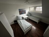 Monteurwohnung Krefeld 6-12 Betten 5,5 Zimmer 155 QM mit WLA Bild 9