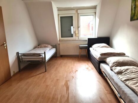 🏗️ Monteurwohnung in Top-Lage am Nürnberger Stadtpark Bild 2