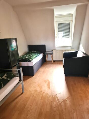 🏗️ Monteurwohnung in Top-Lage am Nürnberger Stadtpark Bild 3