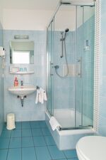 Salí Homes | Hotel zum Dorfbrunnen - Bornheim Bild 22